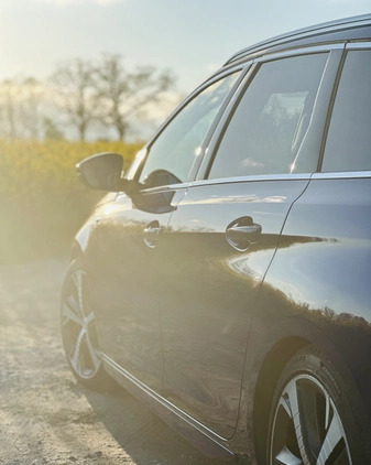 Peugeot 308 cena 64900 przebieg: 104000, rok produkcji 2018 z Trzebnica małe 211